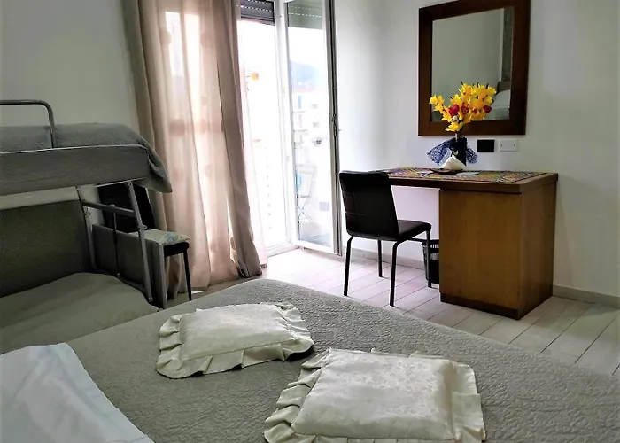 Domus Michaeli Bed & Breakfast 4*