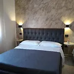 Bed & Breakfast Domus Michaeli Perfetto Per Famiglie E Gruppi Confortevoli Vicino Agli Scavi E Al Centro Pompei