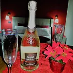 Domus Michaeli Perfetto Per Famiglie E Gruppi Confortevoli Vicino Agli Scavi E Al Centro Pompei