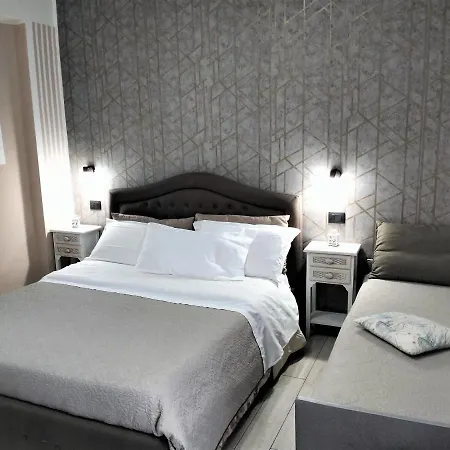 Domus Michaeli Perfetto Per Famiglie E Gruppi Confortevoli Vicino Agli Scavi E Al Centro