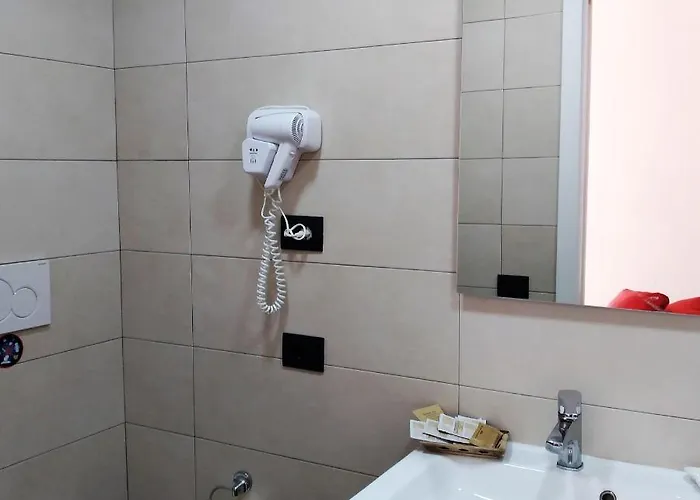 Bed & Breakfast Domus Michaeli Perfetto Per Famiglie E Gruppi Confortevoli Vicino Agli Scavi E Al Centro 4*