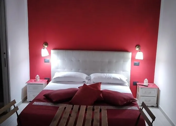 Bed & Breakfast Domus Michaeli Perfetto Per Famiglie E Gruppi Confortevoli Vicino Agli Scavi E Al Centro 4*