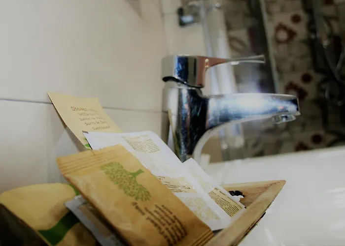 Bed & Breakfast Domus Michaeli Perfetto Per Famiglie E Gruppi Confortevoli Vicino Agli Scavi E Al Centro Pompei