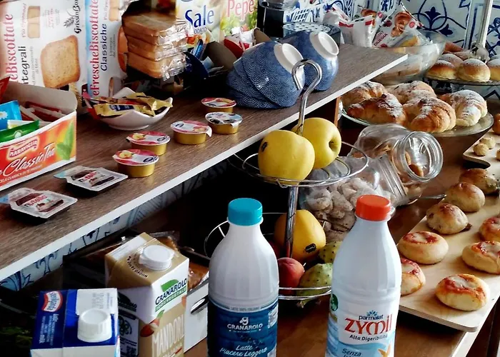 Bed & Breakfast Domus Michaeli Perfetto Per Famiglie E Gruppi Confortevoli Vicino Agli Scavi E Al Centro