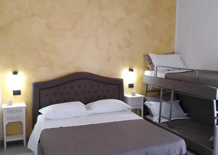 Domus Michaeli Perfetto Per Famiglie E Gruppi Confortevoli Vicino Agli Scavi E Al Centro Bed & Breakfast 4*